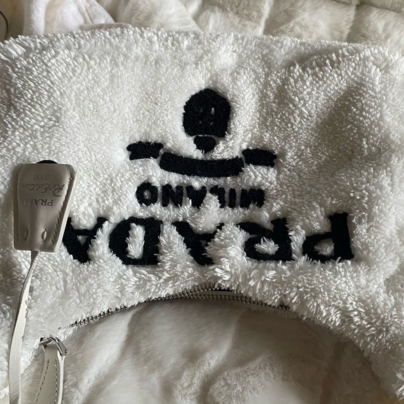 COPY - Prada Re-Edition 2000 Terry - Picture 3 of 7